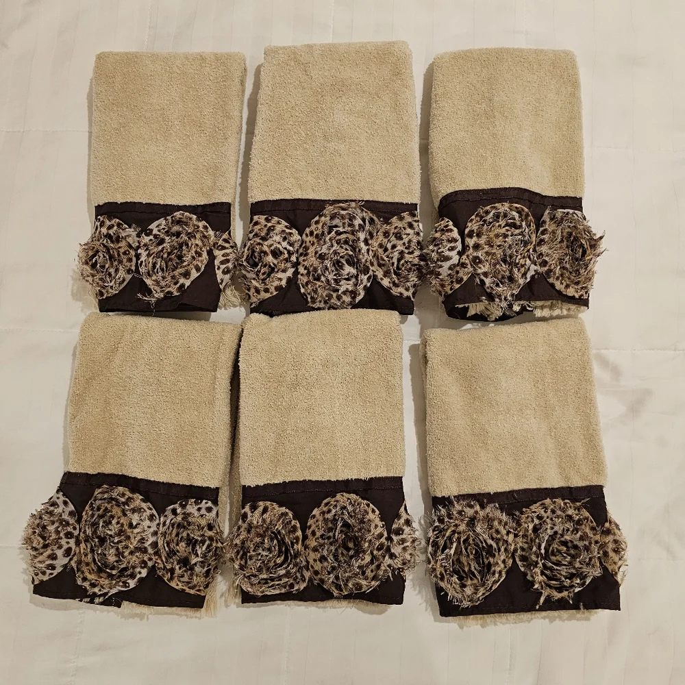10 towels - 6 Fingertip Towels & 4 Hand Towels 100% Cotton New without t…